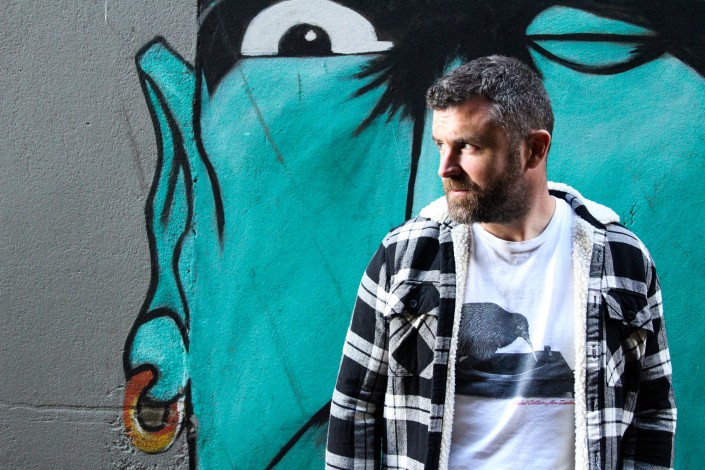 Mick Flannery releases remix 'Come With Me' feat. ESQ & announces new tour dates